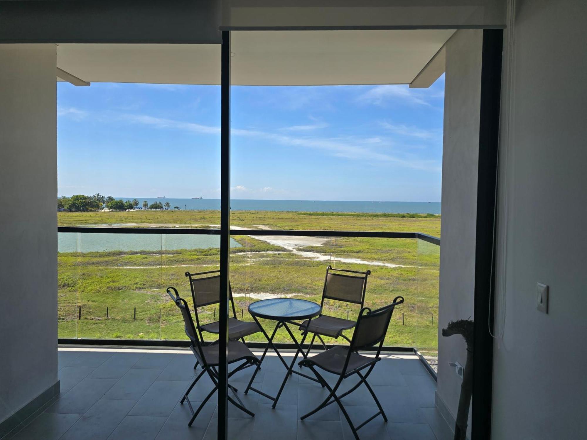 Hermosa Aparta En Salinas Del Mar Club House- By Sanstap *